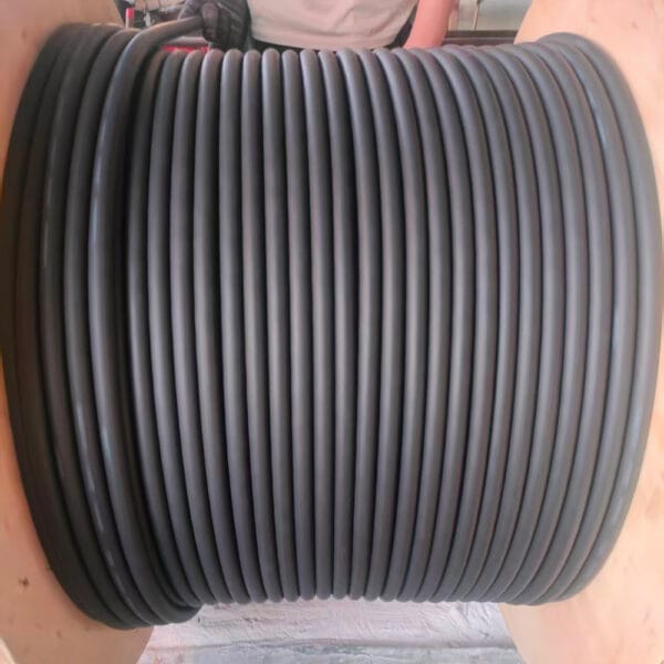 BFOU 0.6/1kV Fire Resistant Power Cable Drum TEBAOFLEX TEBAOFLEX BFOU 0.6/1kV fire resistant marine power cable wound on drum with black SHF2 mud resistant sheath