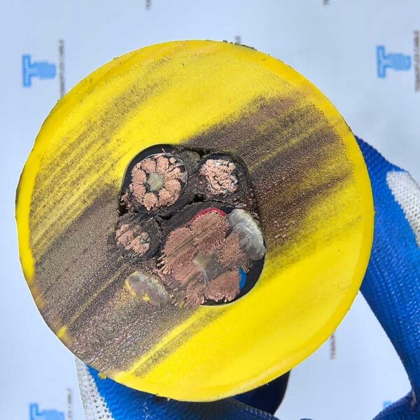 buoyant-tether-cable-composite-cross-section-tebaoflex-1.jpg Buoyant Tether Cable for ROVs and Subsea Systems | TEBAOFLEX