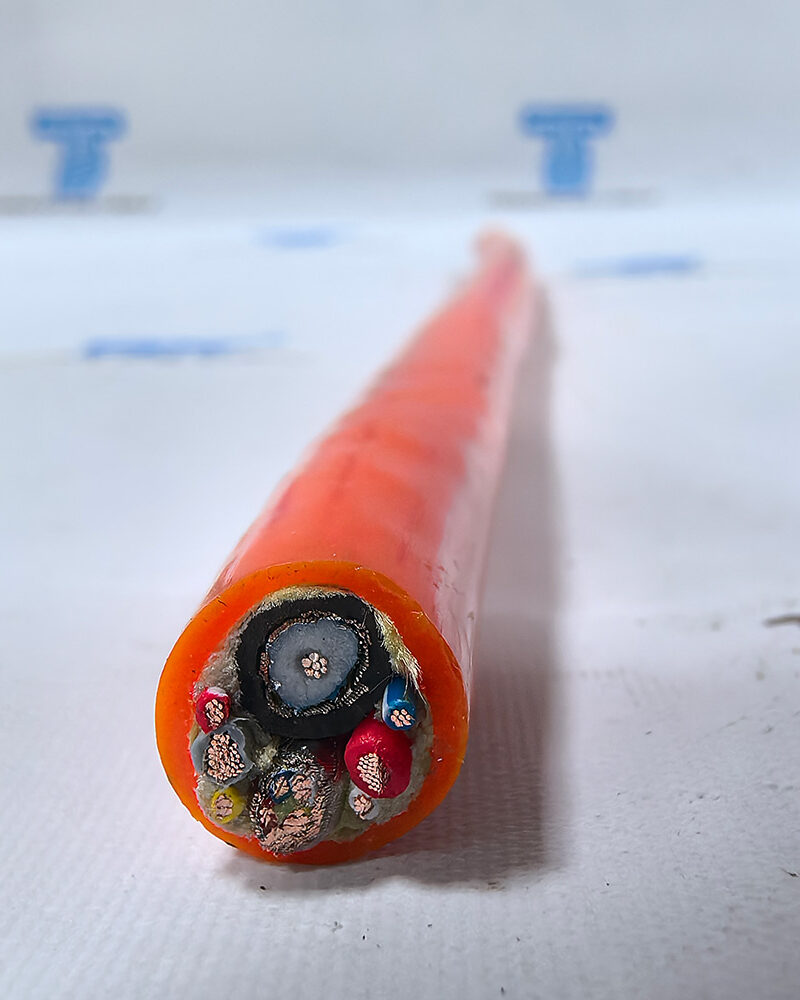 composite-umbilical-cable-hybrid-cable-tebaoflex TEBAOFLEX Composite Umbilical Cable with power signal fiber optic and hose elements
